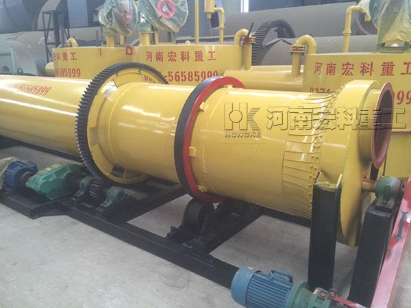  山東的客戶，您采購的0.8x6m雞糞烘干機已發(fā)出